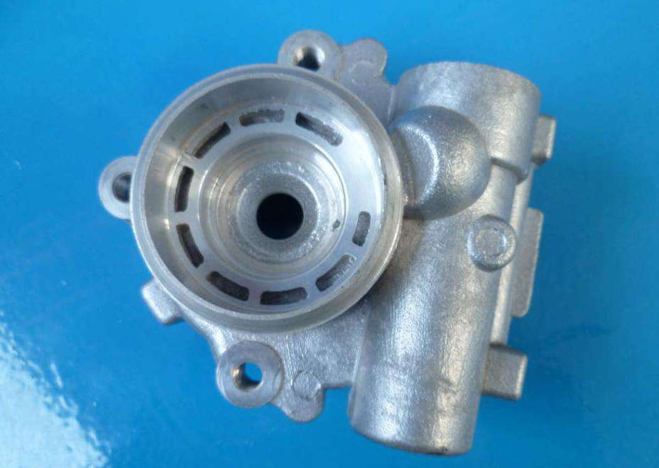 鋁壓鑄件表面氧化的原因有哪些？